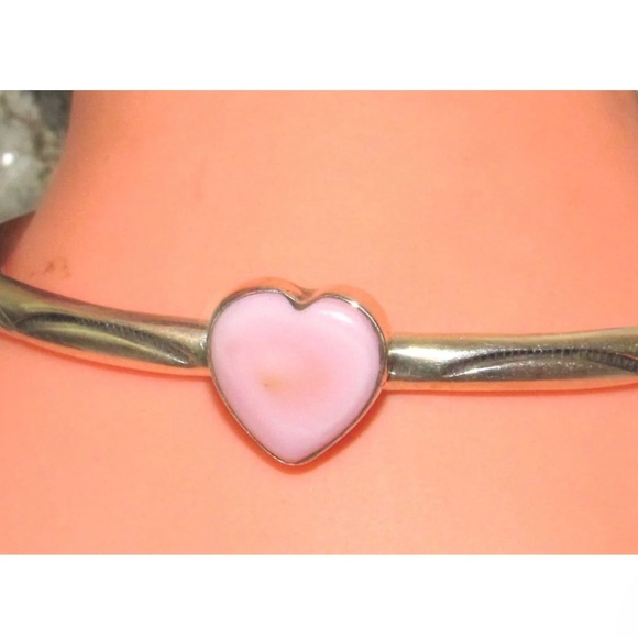 Navajo Pink Conch Heart Bracelet Stacker Sterling Silver Cuff G. Jones - Picture 4 of 4